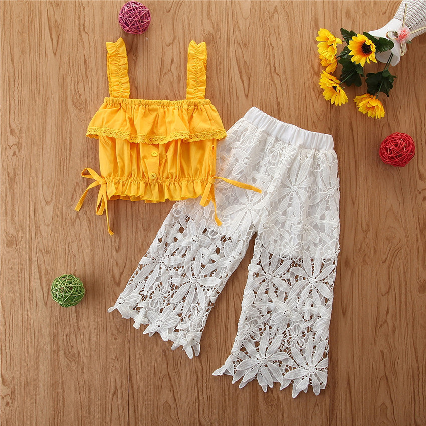 Girls' suit yellow camisole and white lace pants