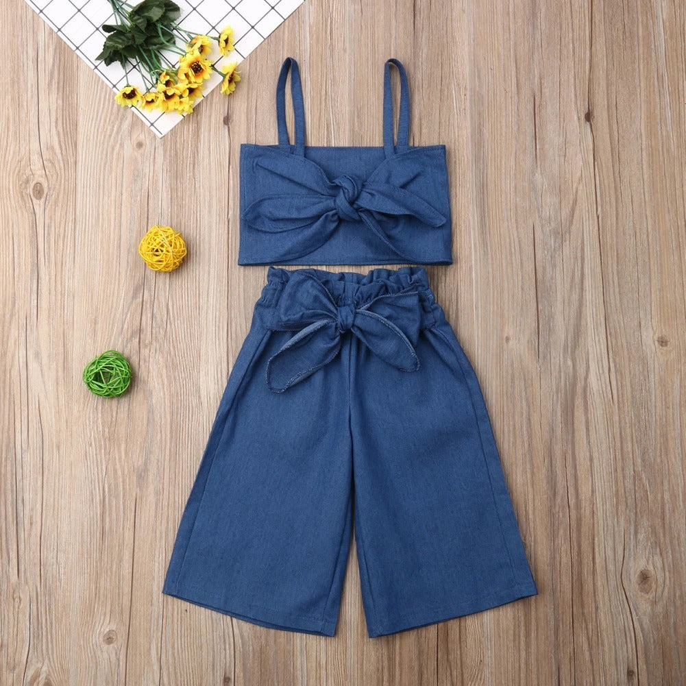 Girl's blouse with denim